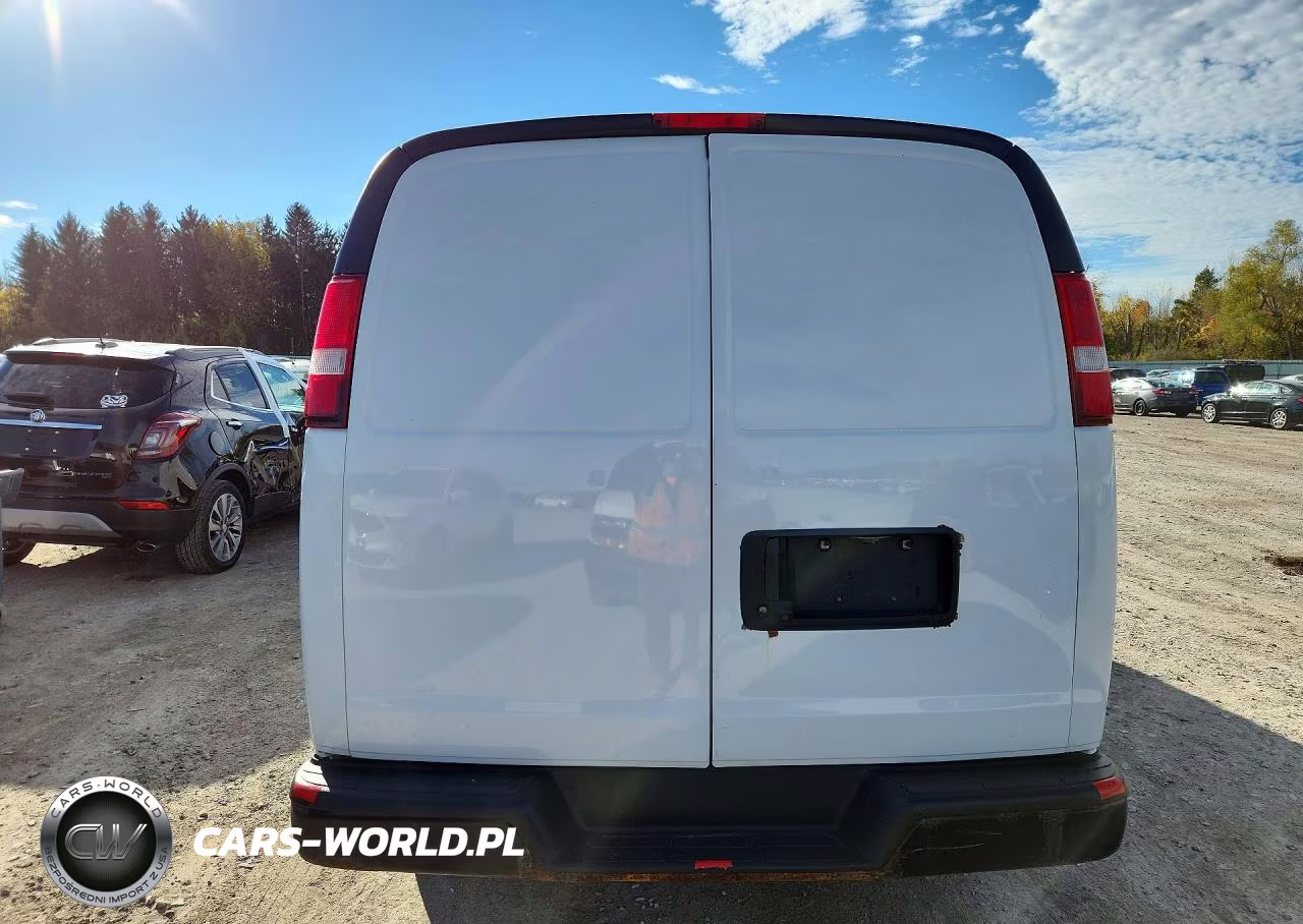 2019 Chevrolet Express 2500 Cargo Delivery Van VIN:1GCWGAF17K1260758 - 6