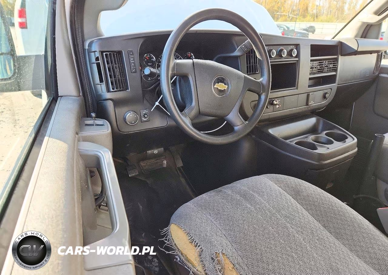 2019 Chevrolet Express 2500 Cargo Delivery Van VIN:1GCWGAF1XK1217855 - 8