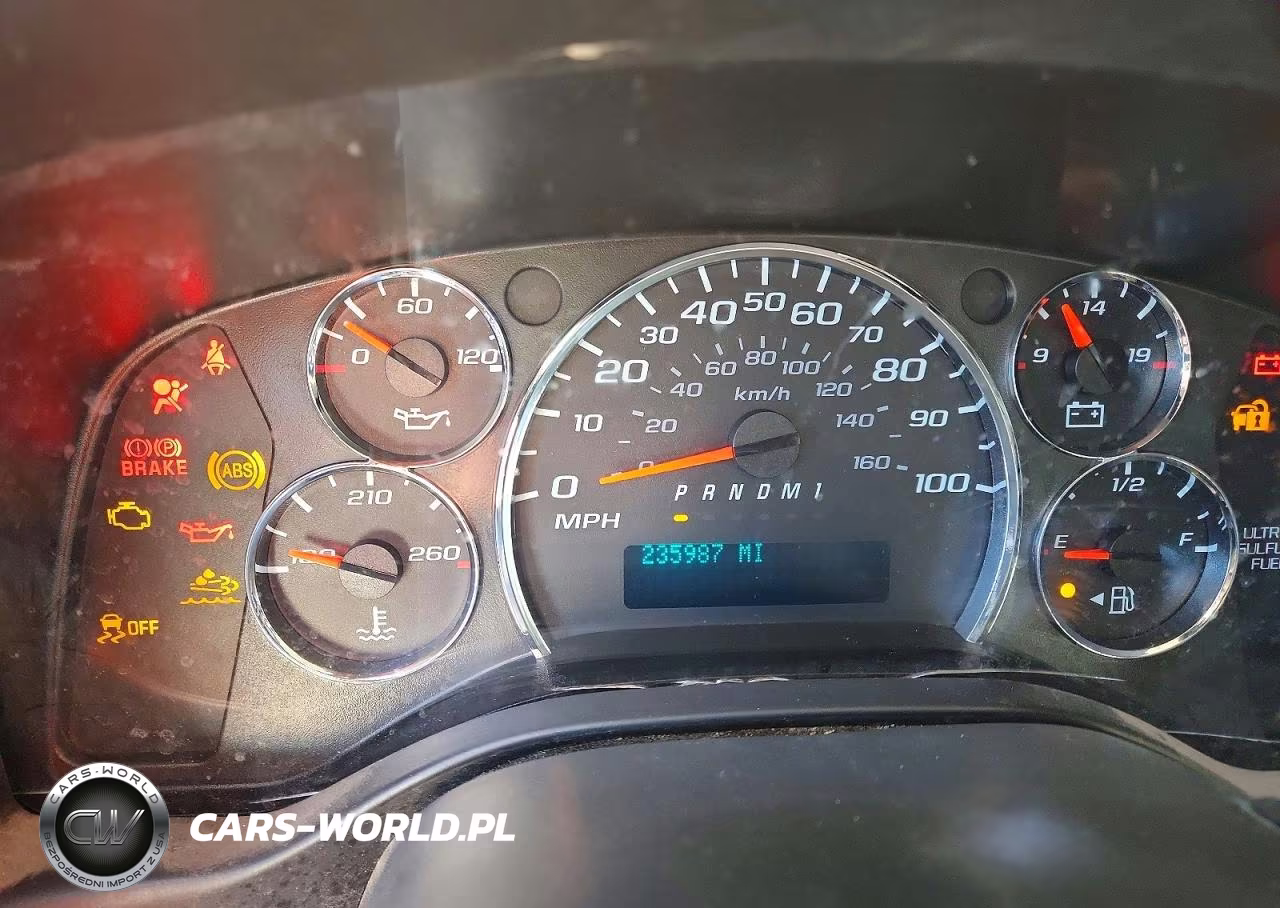 2019 Chevrolet Express 2500 Cargo Delivery Van VIN:1GCWGAF1XK1217855 - 9