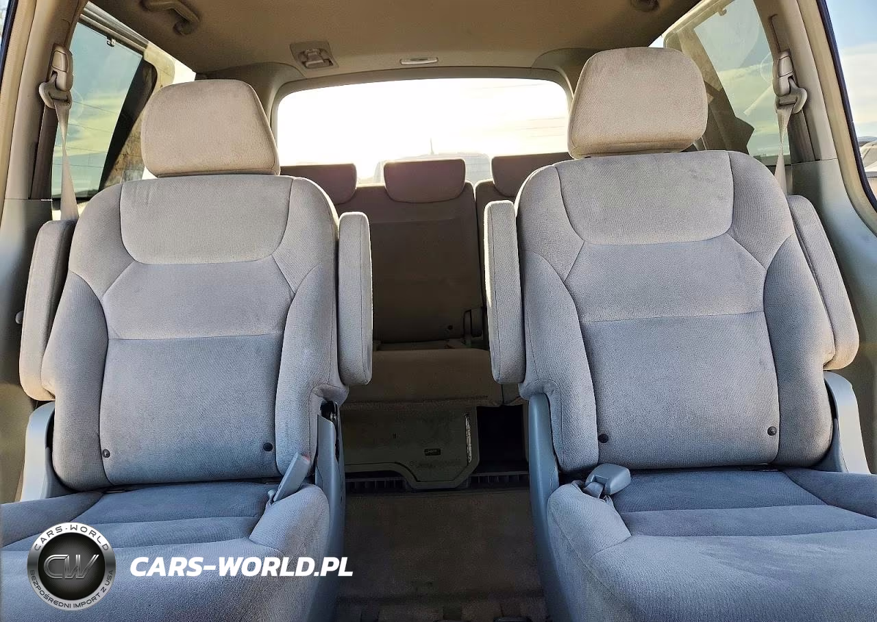2005 Honda Odyssey Ex VIN:5FNRL38445B082315 - 10