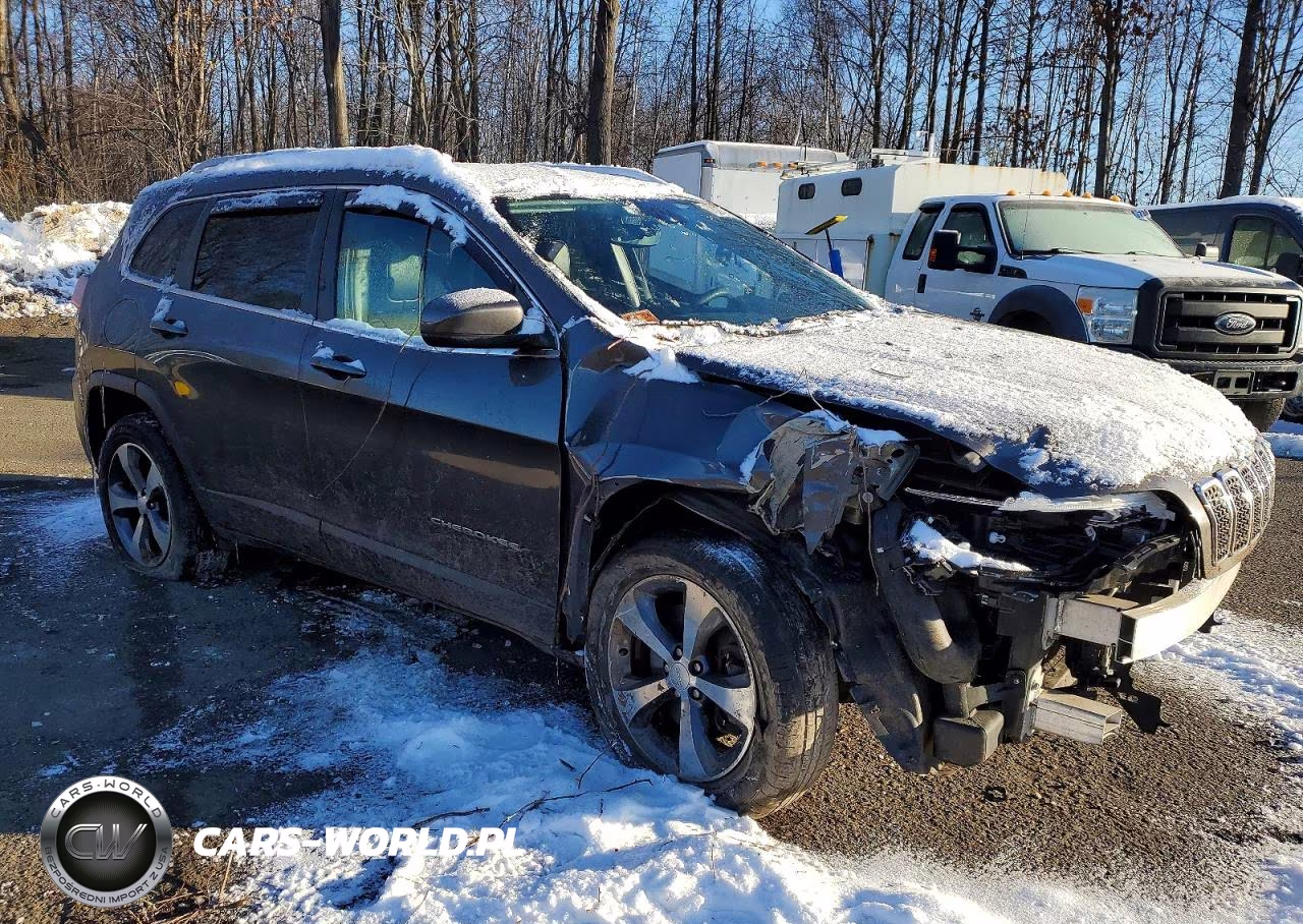 2019 Jeep Cherokee Limited VIN:1C4PJMDX7KD135207 - 4