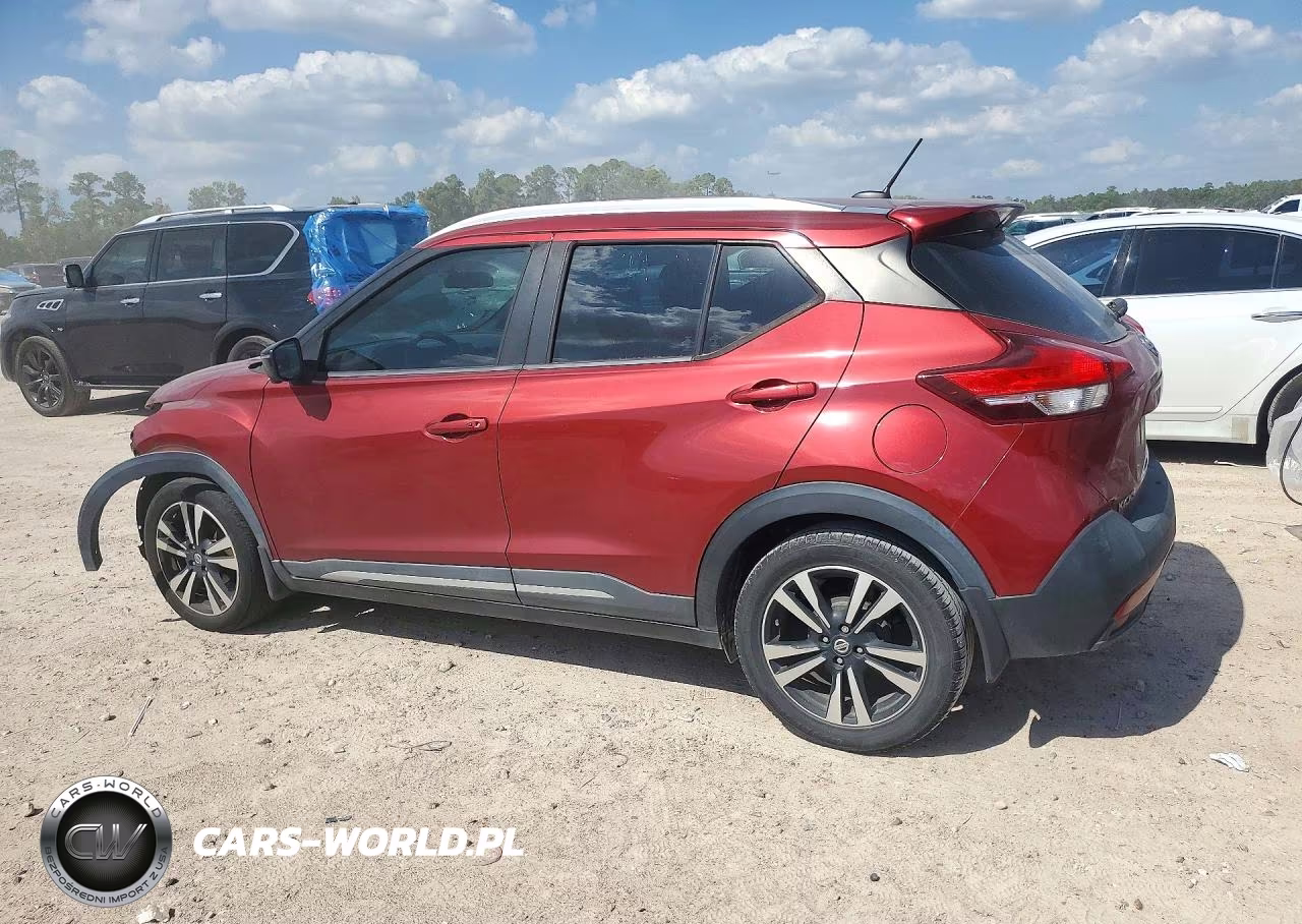 2019 Nissan Kicks Sr VIN:3N1CP5CU3KL543615 - 2