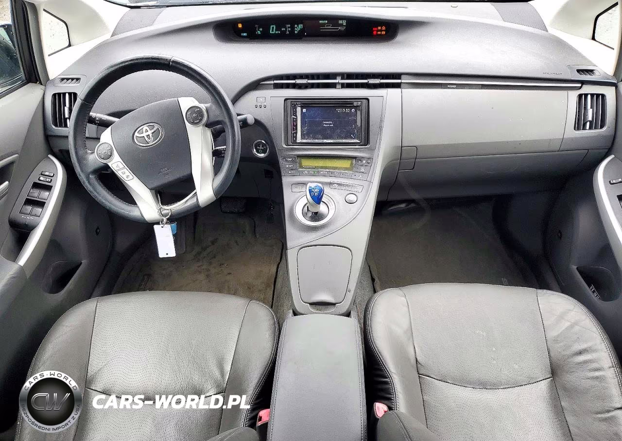 2011 Toyota Prius Four VIN:JTDKN3DU8B0264093 - 8
