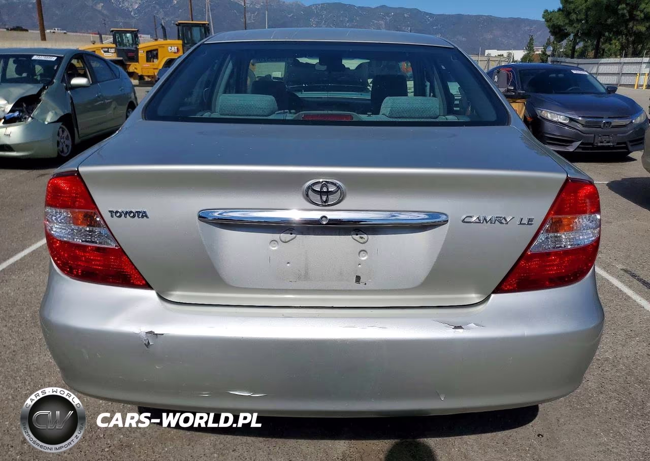 2003 Toyota Camry Le VIN:JTDBE32K030147000 - 6