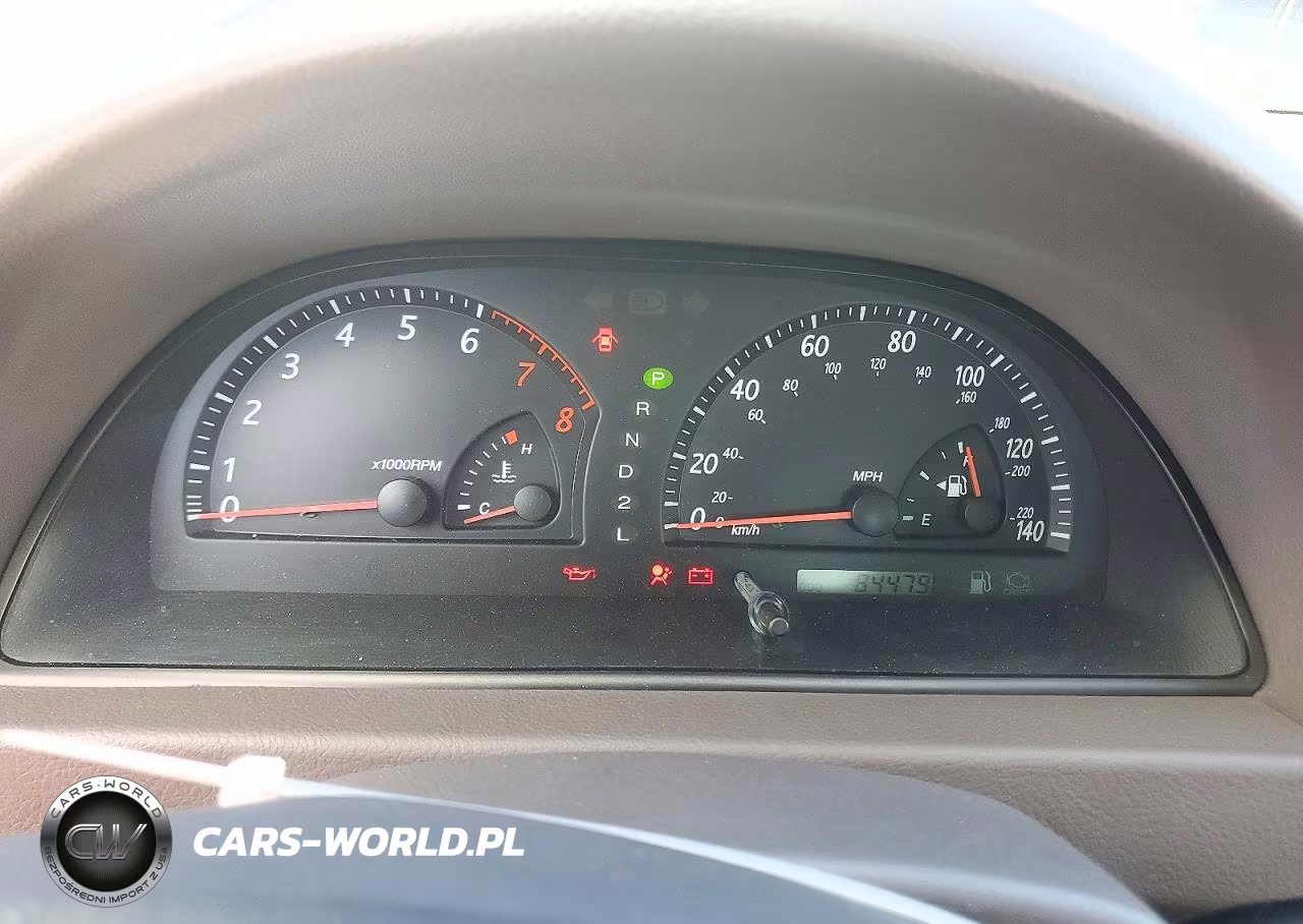 2003 Toyota Camry Le VIN:JTDBE32K030147000 - 9