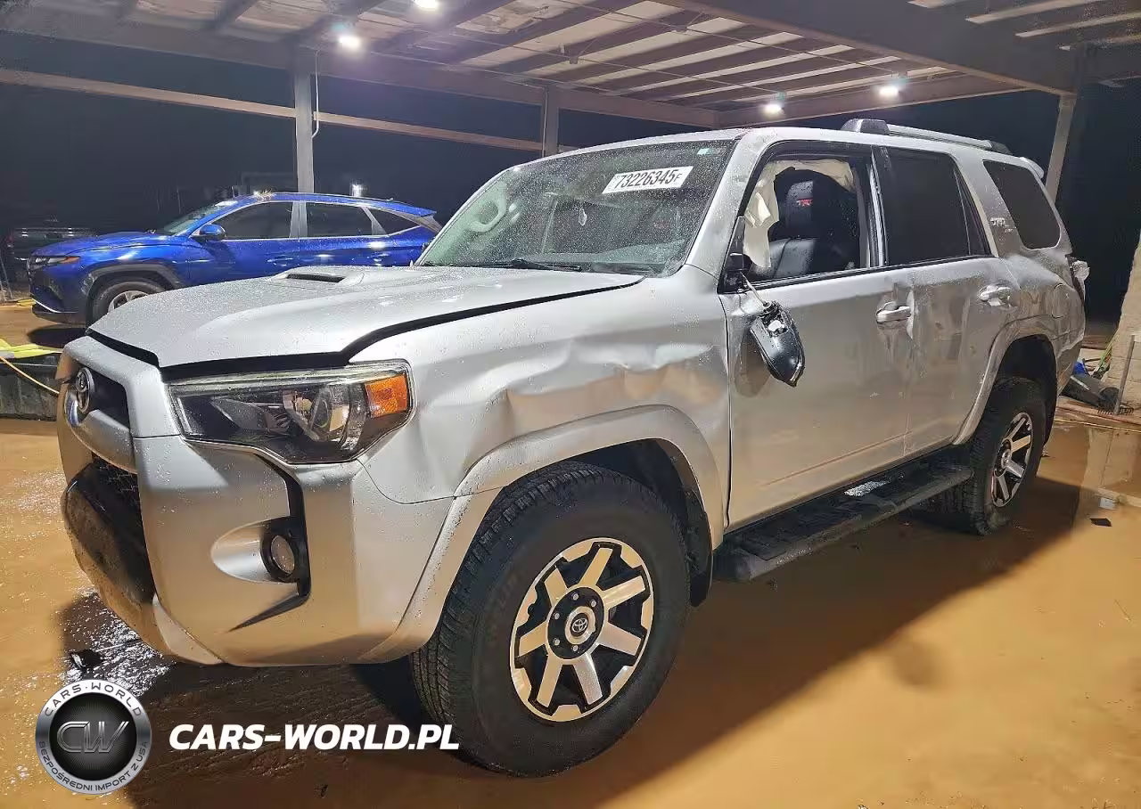 Główne zdjęcie 2017 Toyota 4Runner Sr5-Sr5 Premium