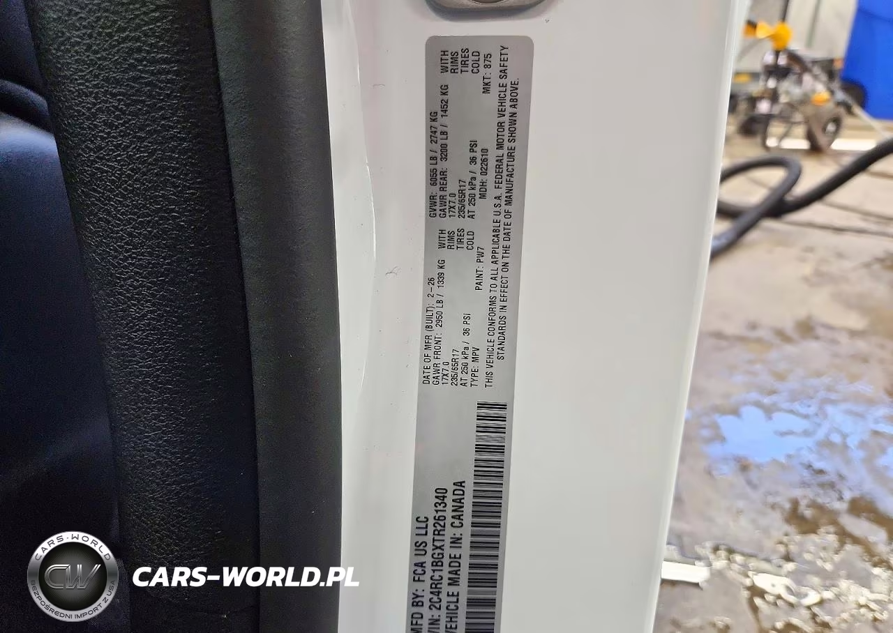 2026 Chrysler Pacifica Select VIN:2C4RC1BGXTR261340 - 13