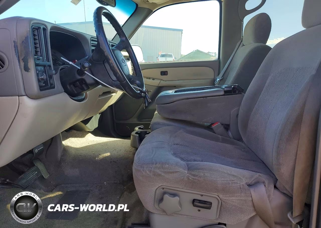 2002 Chevrolet Tahoe C1500 VIN:1GNEC13ZX2R311650 - 7