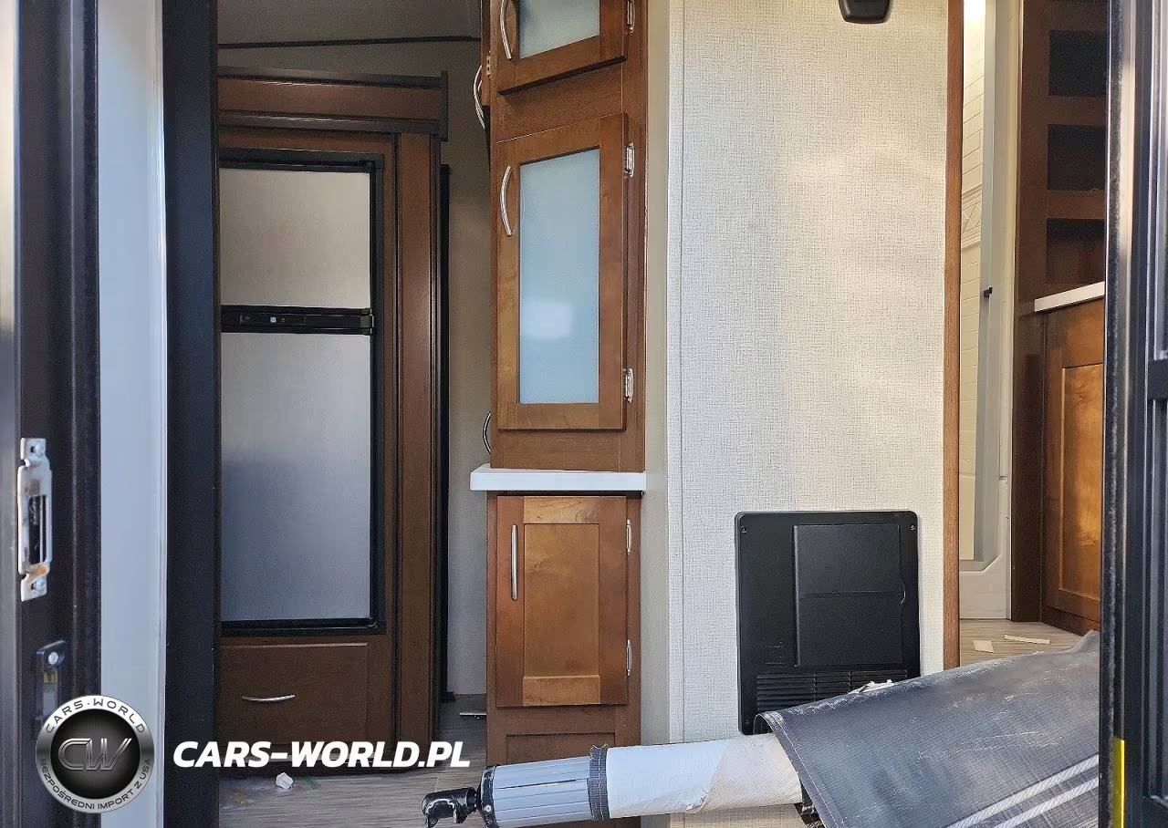 2018 Forest River Crusader Camper VIN:5ZT3CSTB7JG123430 - 7