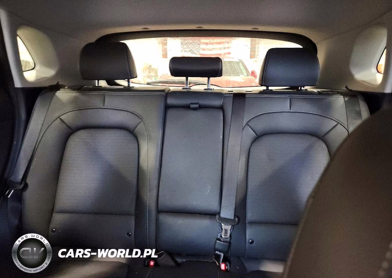 2020 Hyundai Kona Ultimate VIN:KM8K5CA52LU535829 - 10