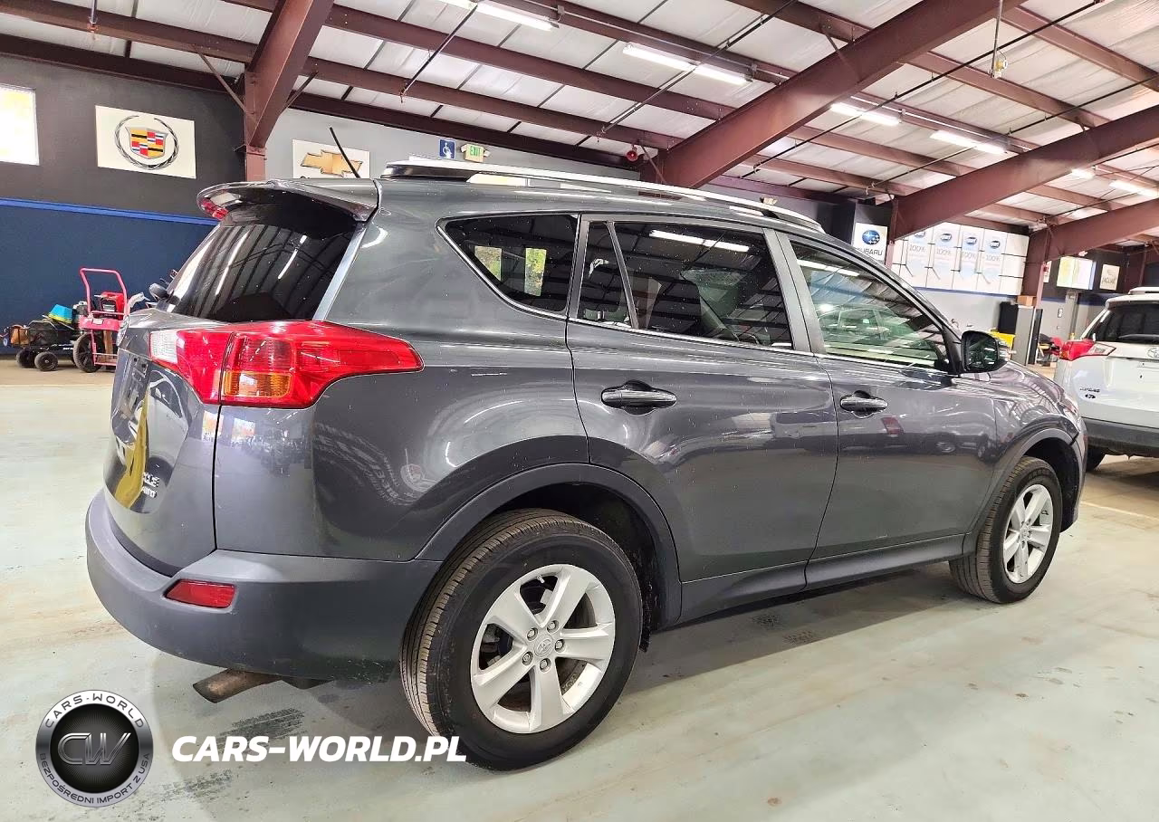 2013 Toyota Rav4 Xle VIN:JTMRFREV8DD014127 - 3