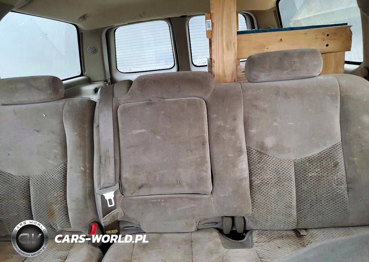 2004 Chevrolet Suburban K1500 VIN:1GNFK16Z74J125391 - 10
