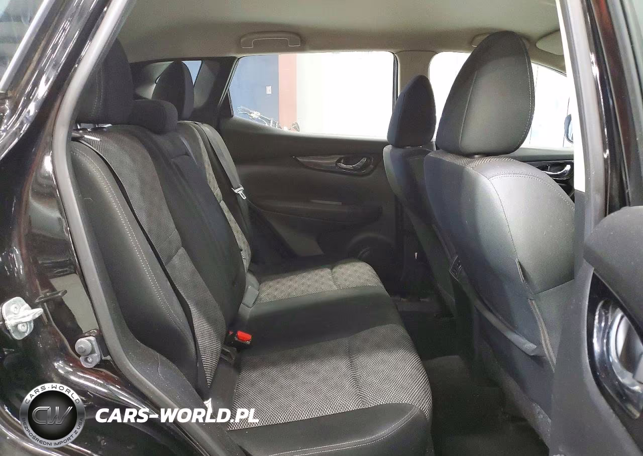 2017 Nissan Rogue Sv VIN:JN1BJ1CR2HW110646 - 11