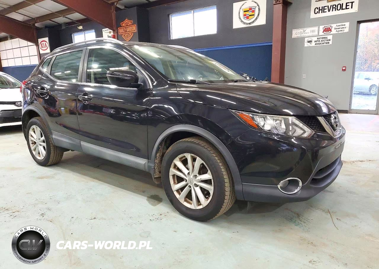 2017 Nissan Rogue Sv VIN:JN1BJ1CR2HW110646 - 4