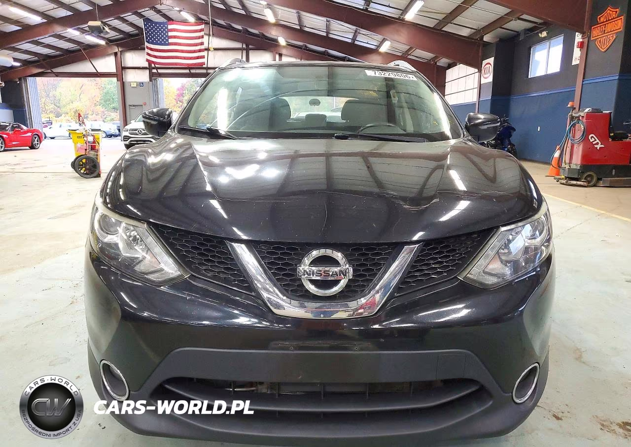2017 Nissan Rogue Sv VIN:JN1BJ1CR2HW110646 - 5