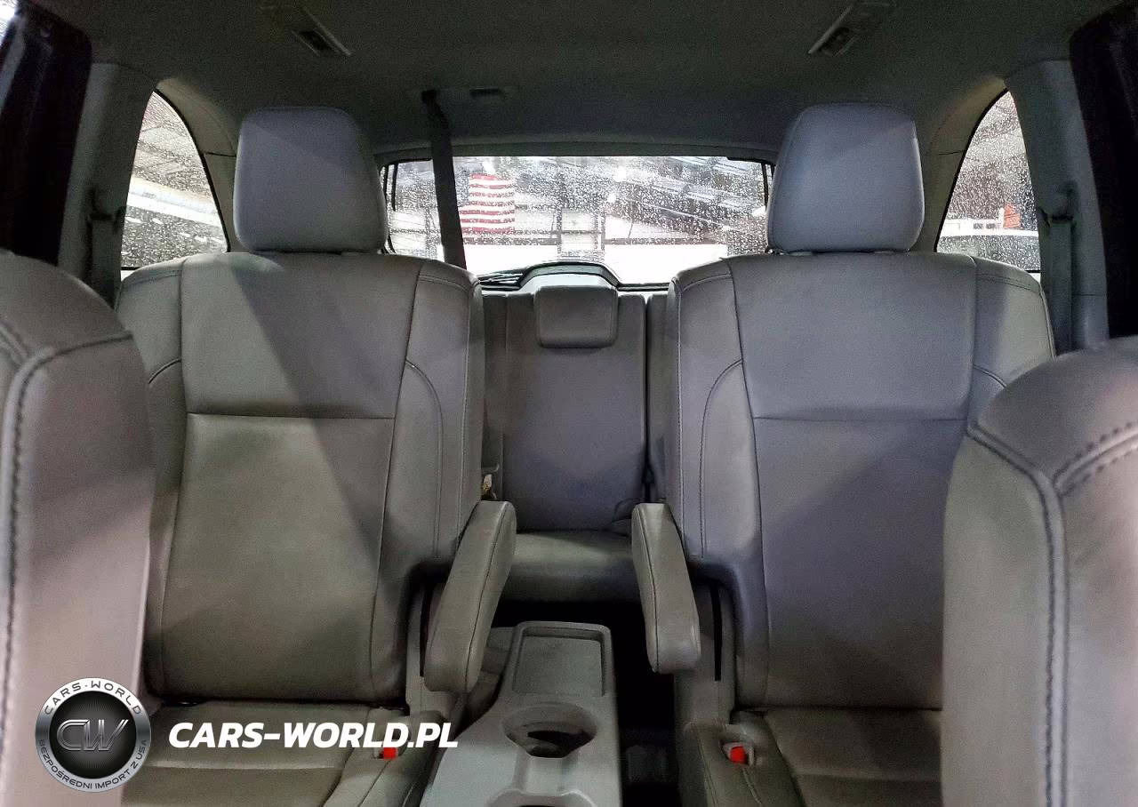 2018 Toyota Highlander Xle VIN:5TDJZRFH2JS547118 - 10