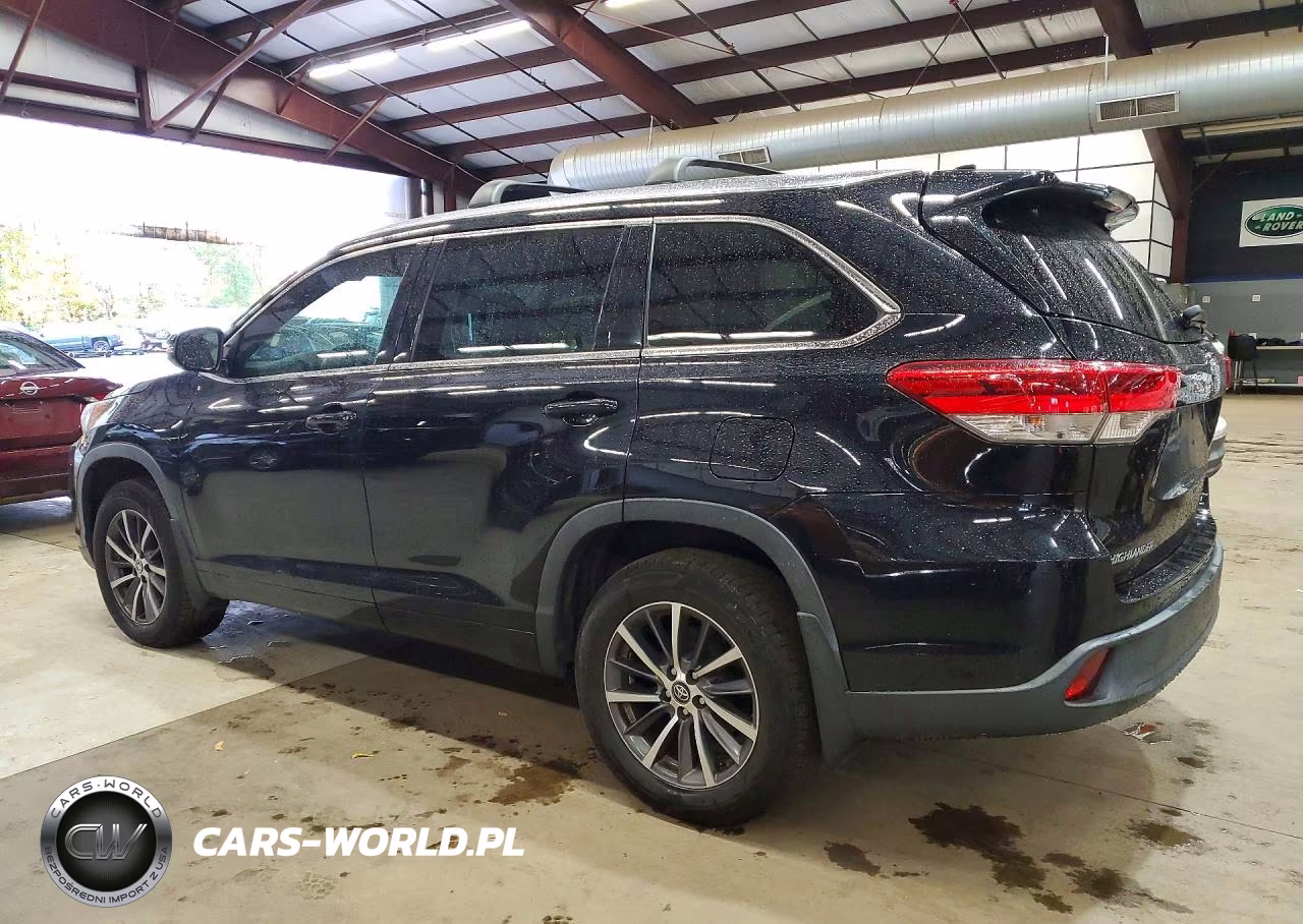 2018 Toyota Highlander Xle VIN:5TDJZRFH2JS547118 - 2