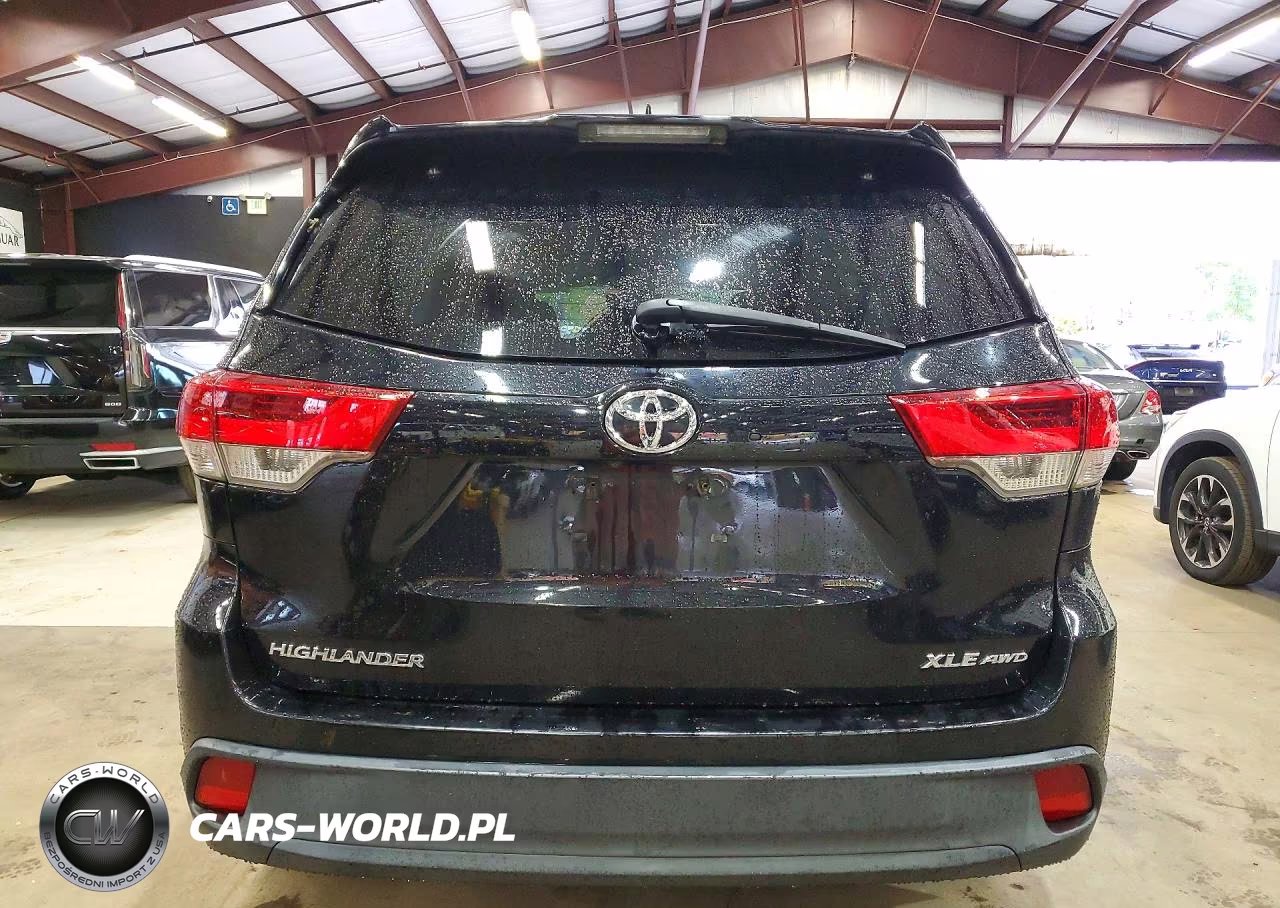 2018 Toyota Highlander Xle VIN:5TDJZRFH2JS547118 - 6