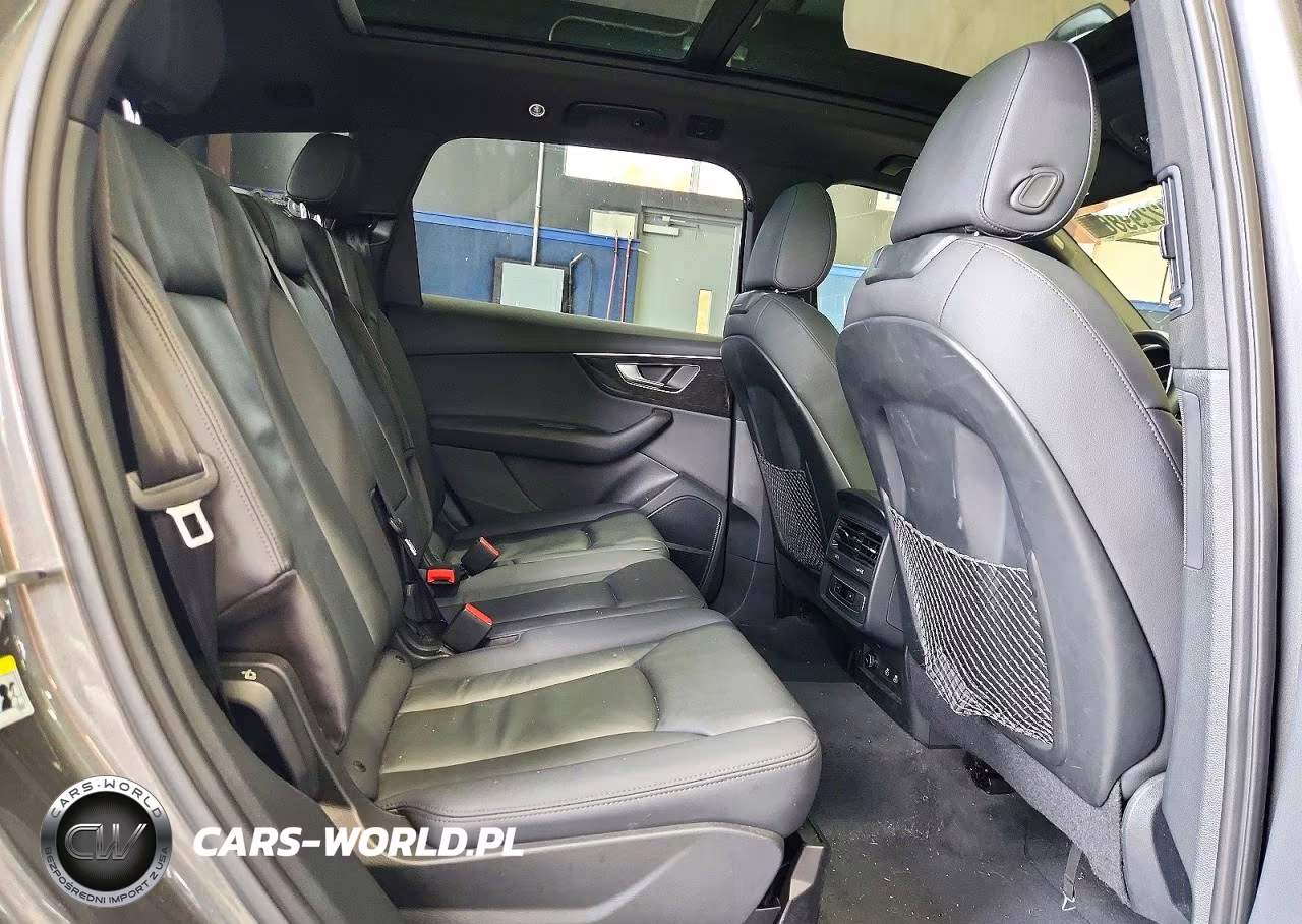 2022 Audi Q7 VIN:WA1LXBF78ND009175 - 11