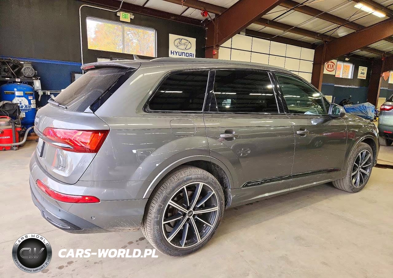 2022 Audi Q7 VIN:WA1LXBF78ND009175 - 3