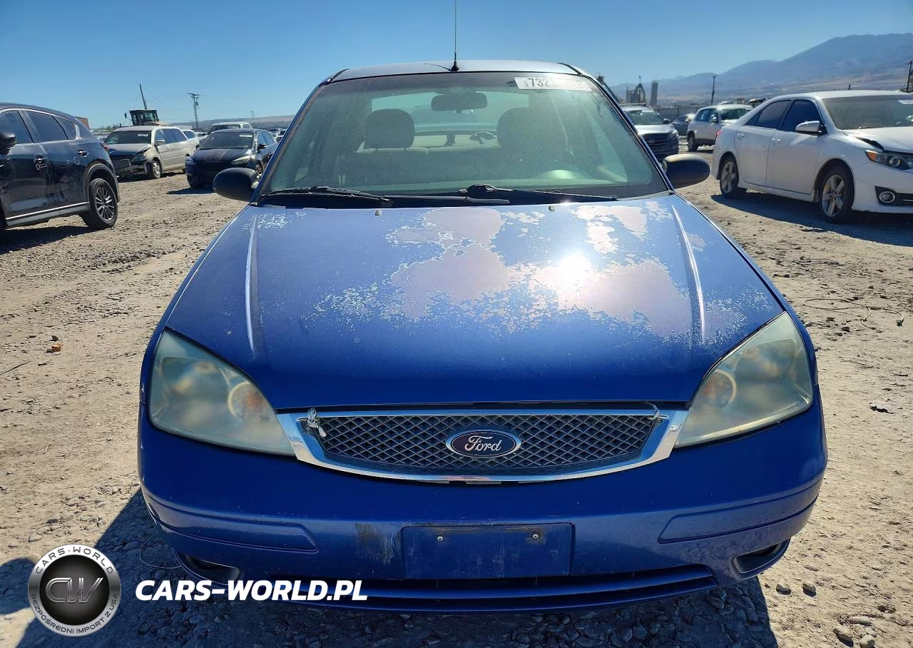 2005 Ford Focus Zx4 VIN:1FAHP34N75W282802 - 5