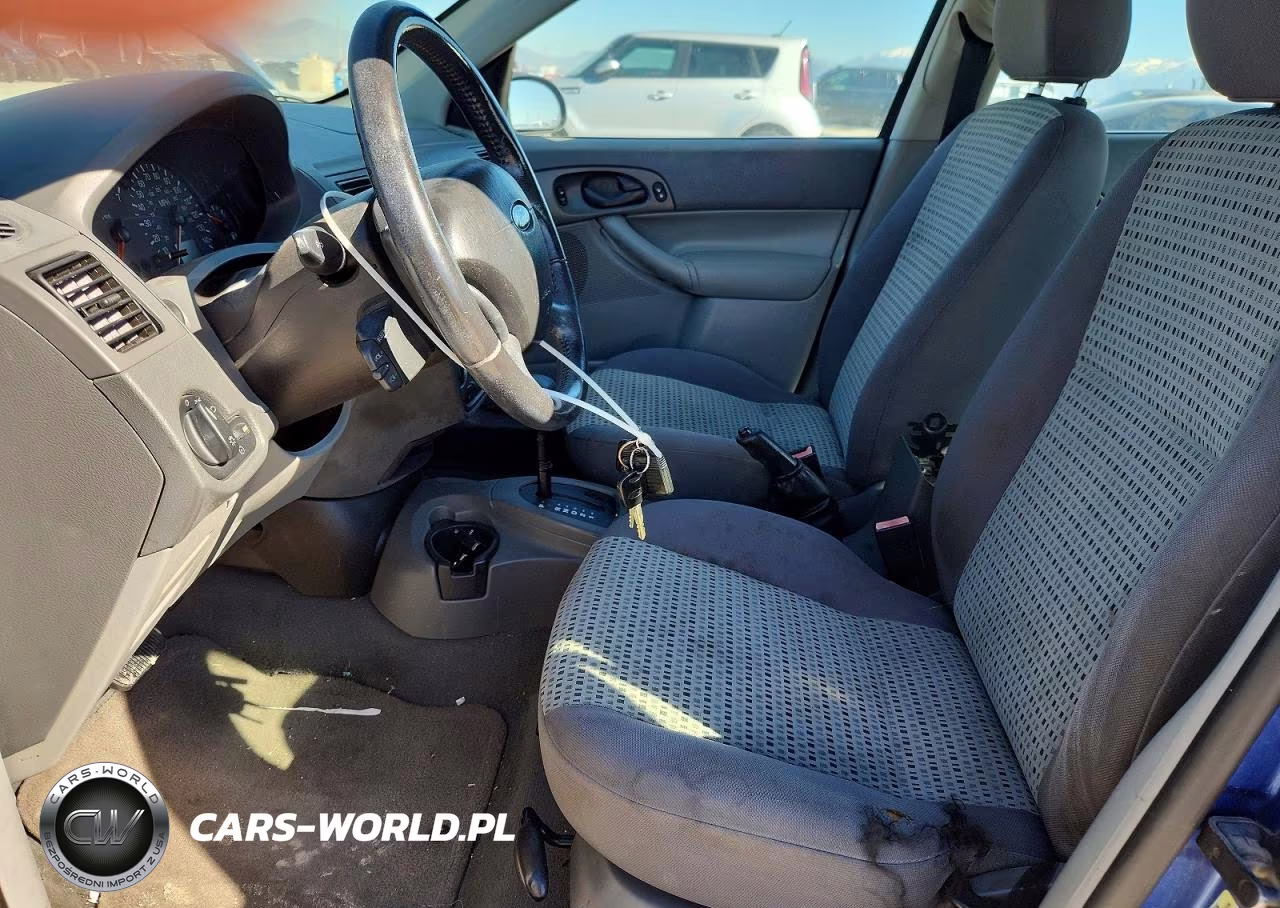 2005 Ford Focus Zx4 VIN:1FAHP34N75W282802 - 7