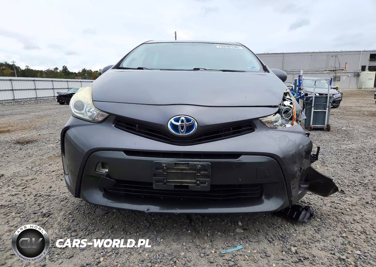 2017 Toyota Prius V Three VIN:JTDZN3EU9HJ067319 - 5