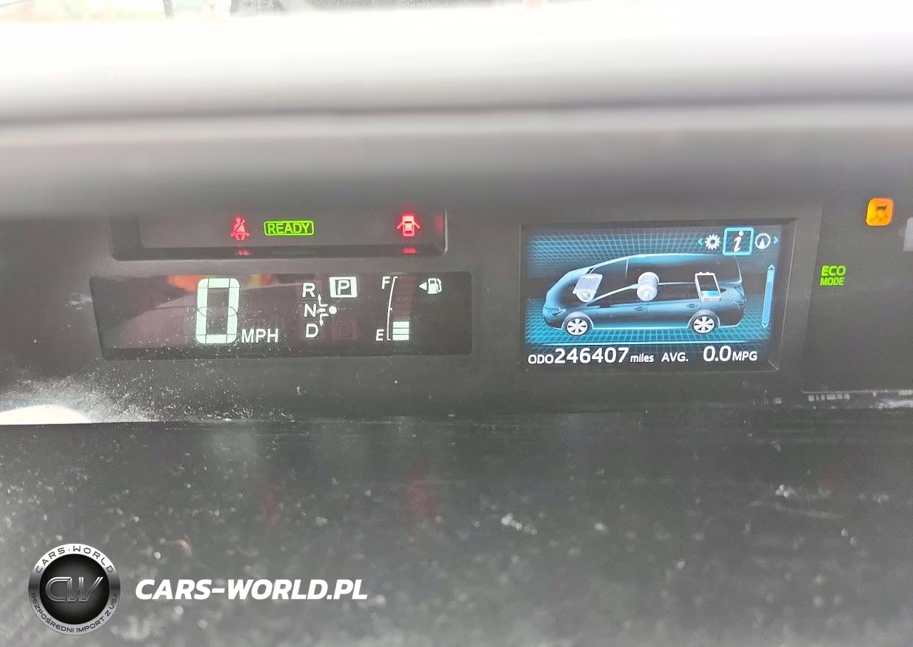 2017 Toyota Prius V Three VIN:JTDZN3EU9HJ067319 - 9