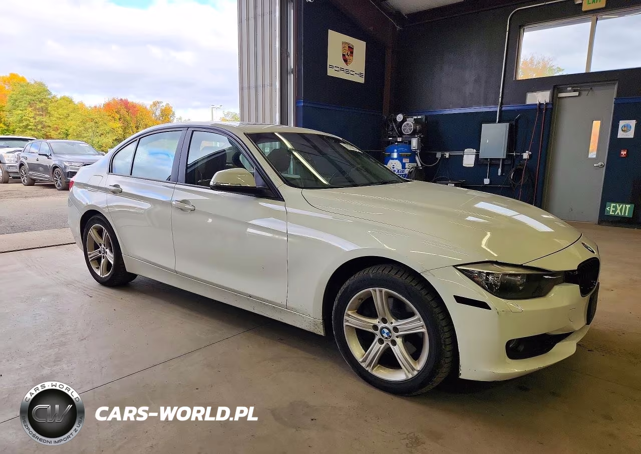 2013 BMW 328 I VIN:WBA3B5G5XDNS03277 - 4