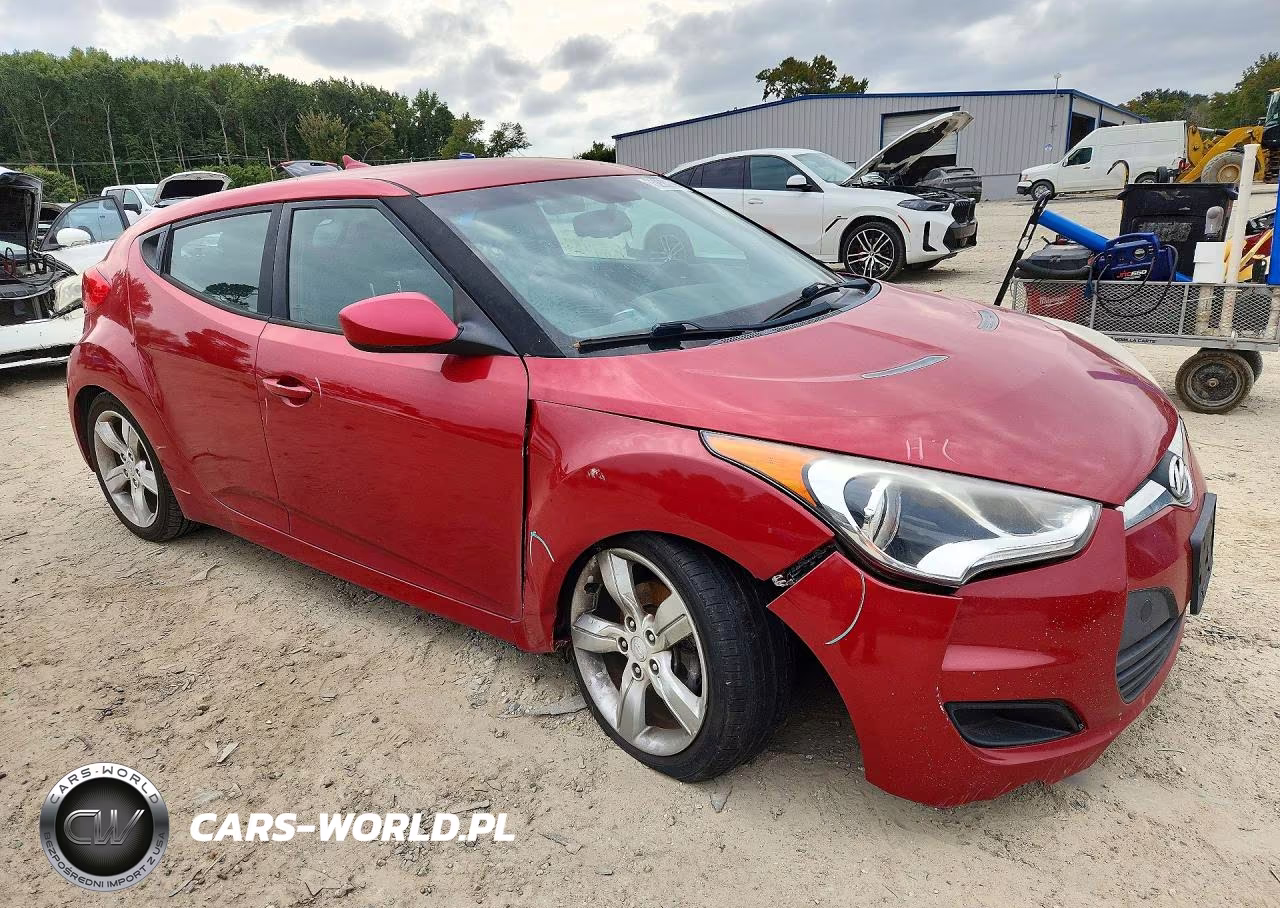 2014 Hyundai Veloster Base VIN:KMHTC6AD9EU211850 - 4