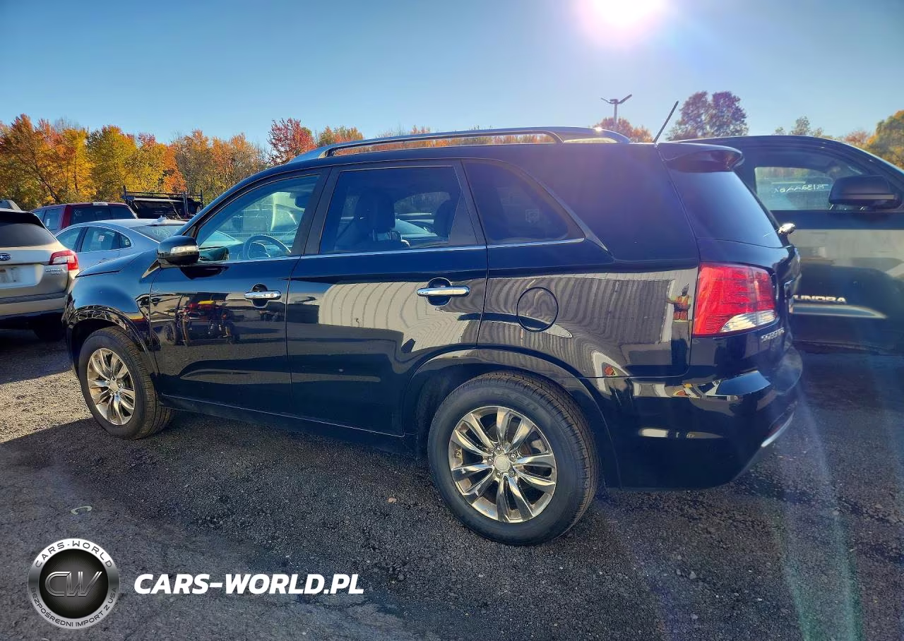 2011 Kia Sorento VIN:5XYKW4A23BG108897 - 2