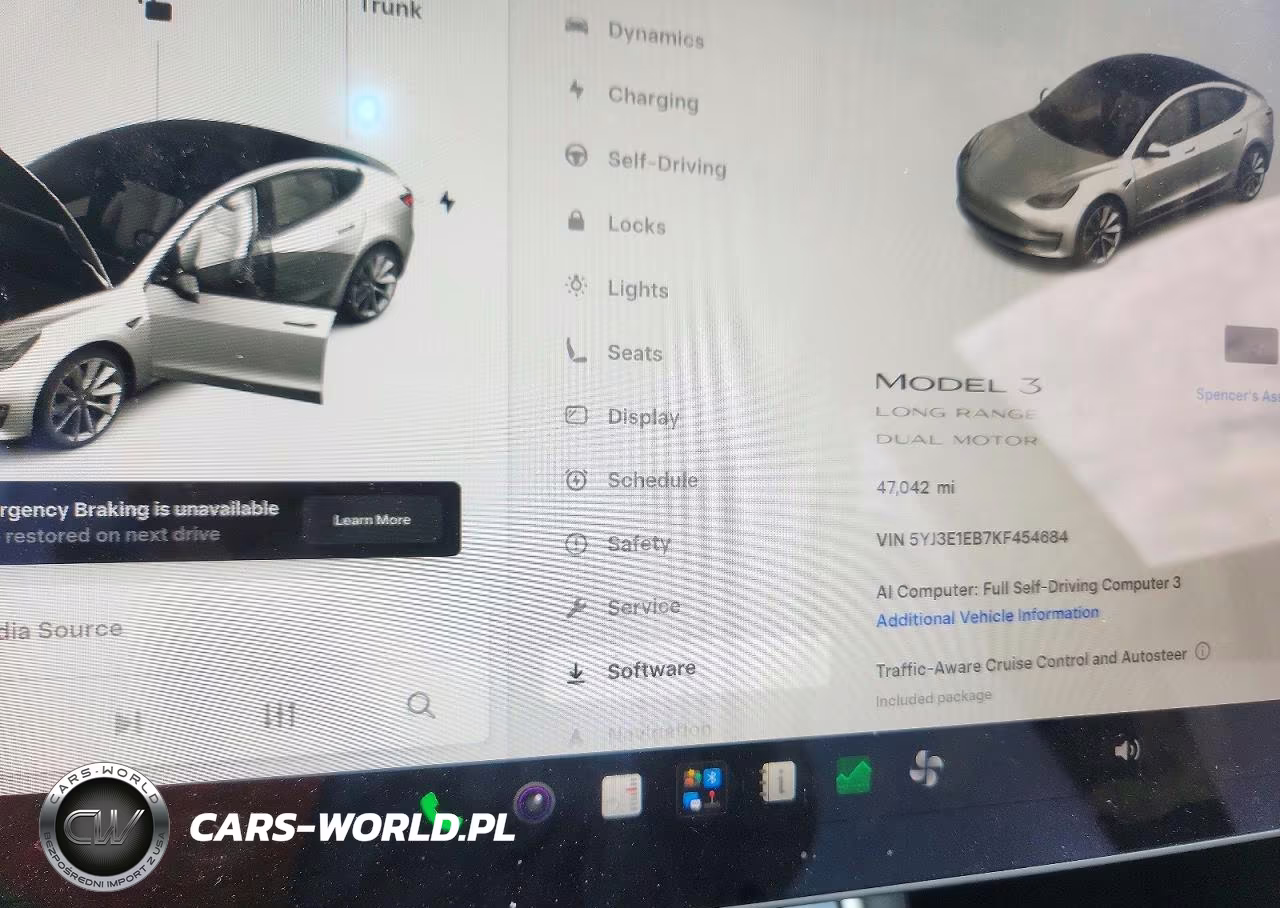 2019 Tesla Model 3 VIN:5YJ3E1EB7KF454684 - 9