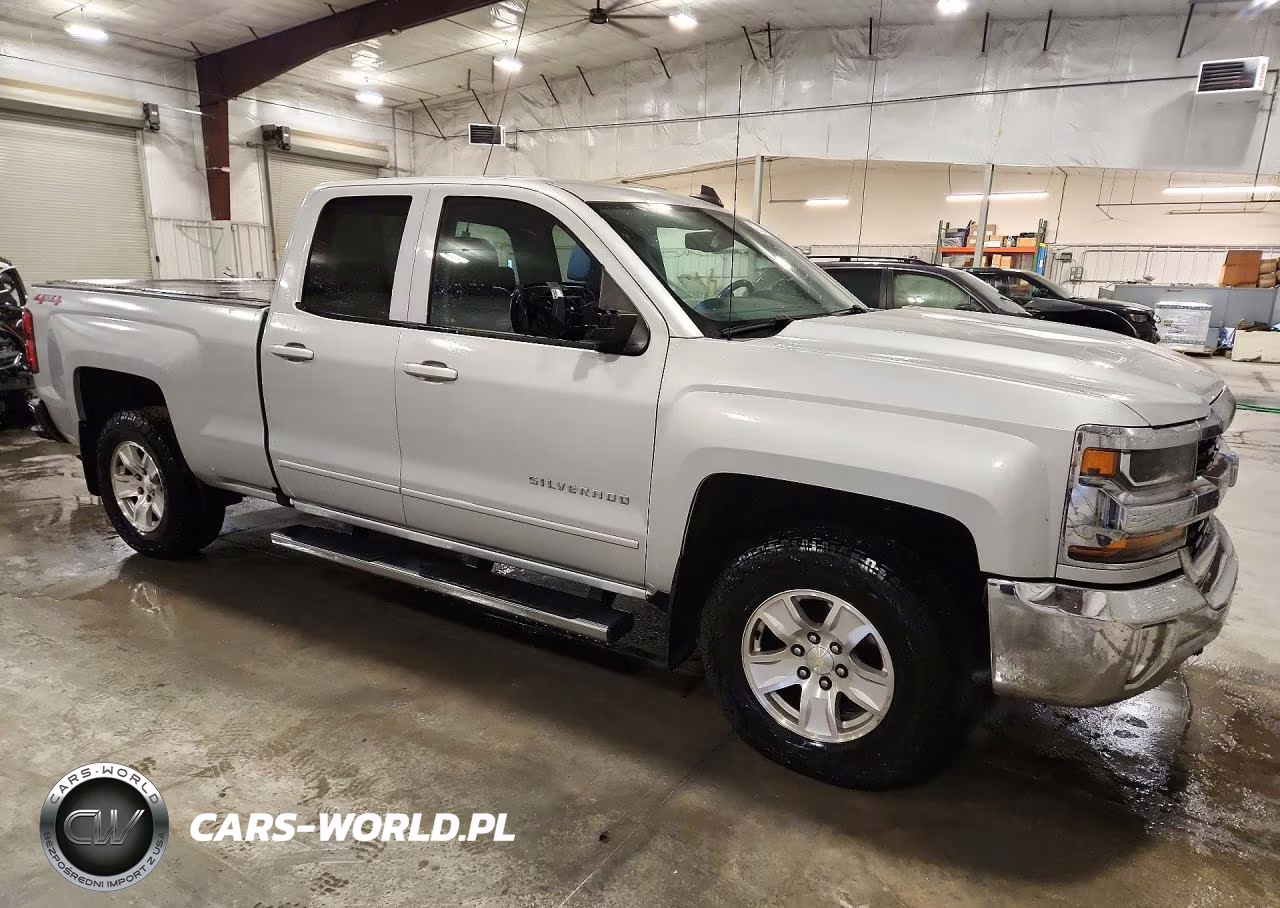 2018 Chevrolet Silverado K1500 Lt VIN:1GCVKREC9JZ220404 - 4