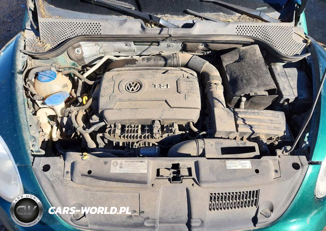 2017 Volkswagen Beetle S-Se VIN:3VW517AT2HM824608 - 11