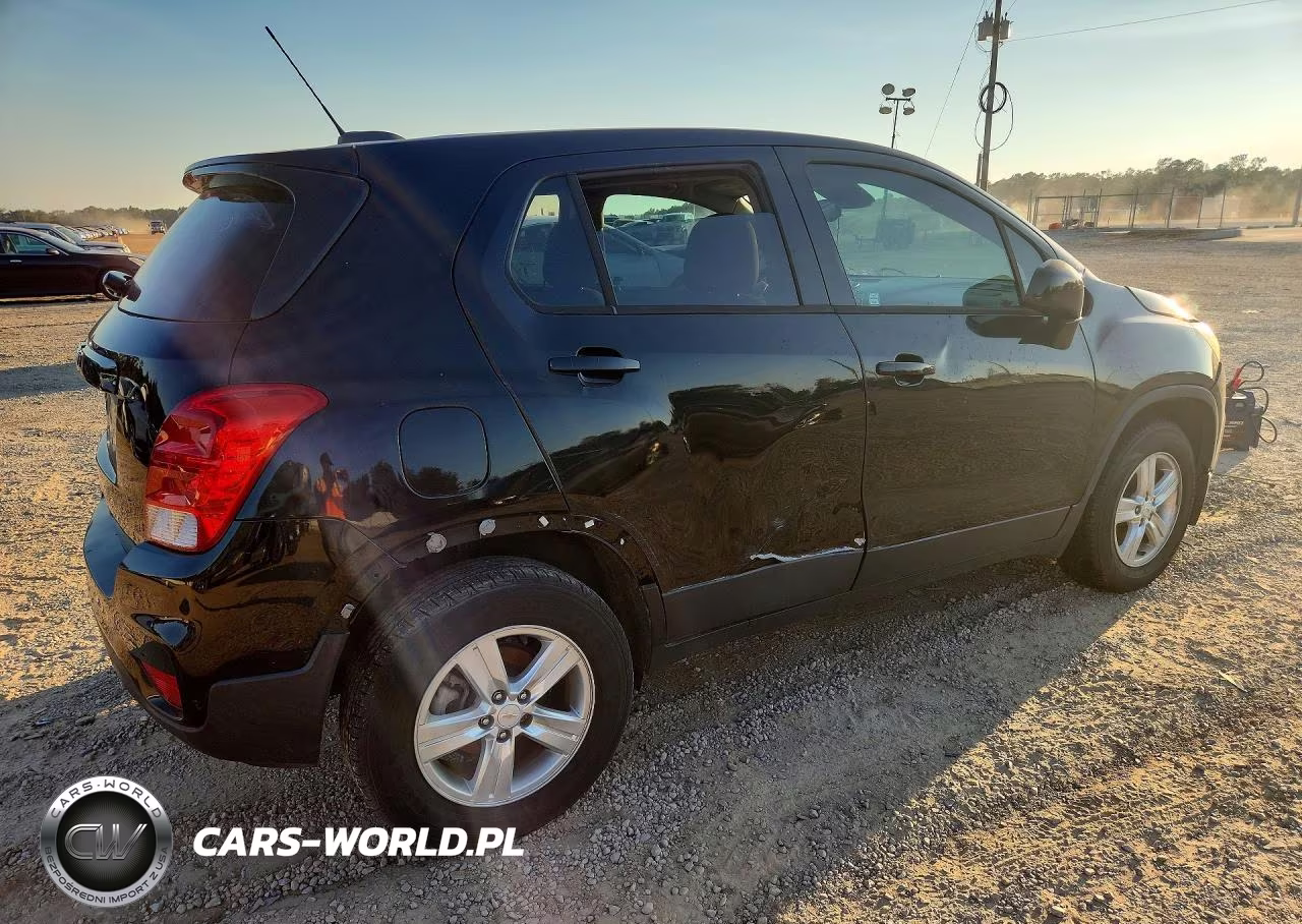 2020 Chevrolet Trax Ls VIN:KL7CJNSB0LB072375 - 3