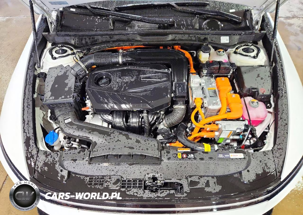 2026 Hyundai Sonata Hybrid Blue VIN:KMHL24JJXTA175033 - 11