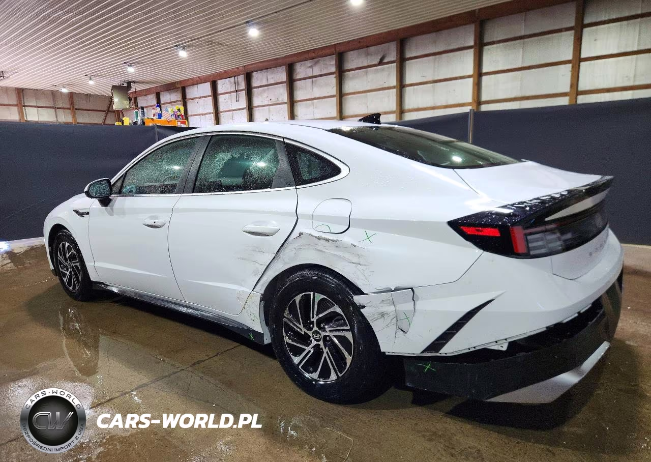 2026 Hyundai Sonata Hybrid Blue VIN:KMHL24JJXTA175033 - 2