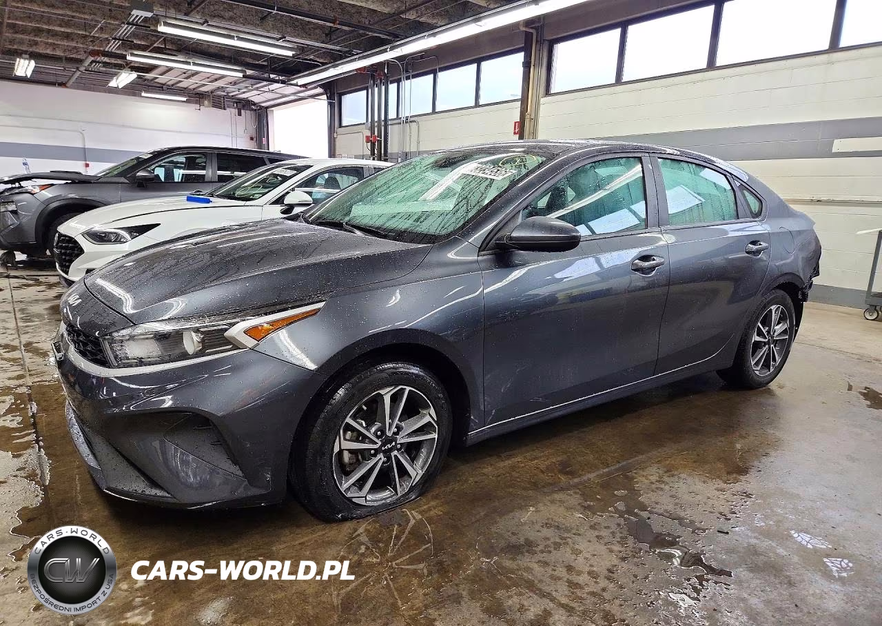 2024 Kia Forte Lxs VIN:3KPF24AD1RE774176 - 1