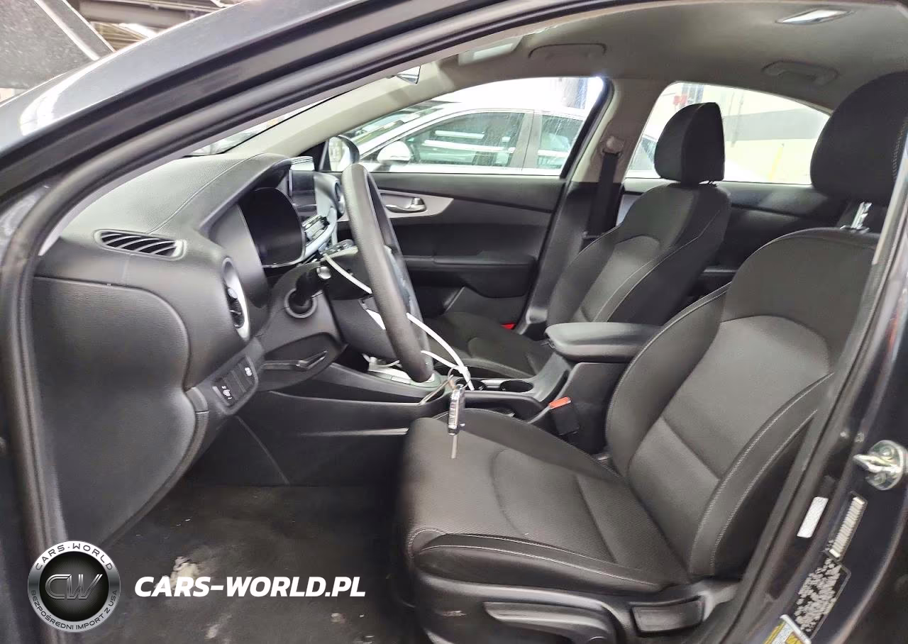 2024 Kia Forte Lxs VIN:3KPF24AD1RE774176 - 7