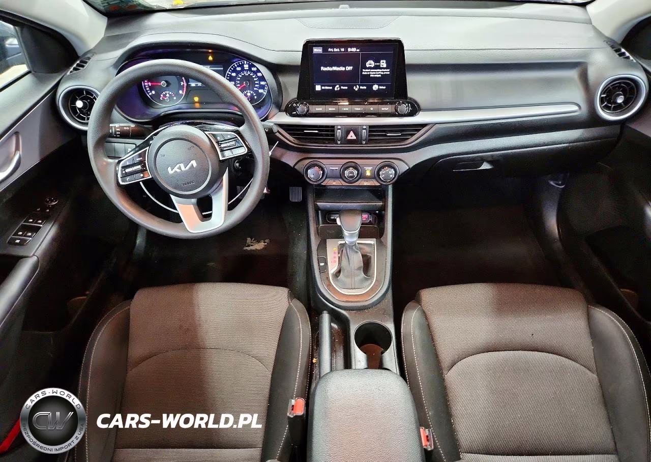 2024 Kia Forte Lxs VIN:3KPF24AD1RE774176 - 8
