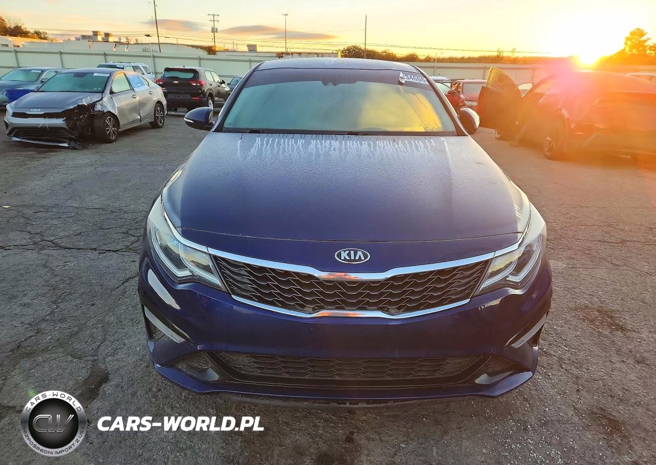 2019 Kia Optima Lx VIN:5XXGT4L34KG322189 - 5