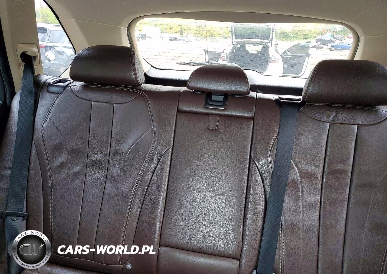 2016 BMW X5 xDrive35I VIN:5UXKR0C50G0P22082 - 10