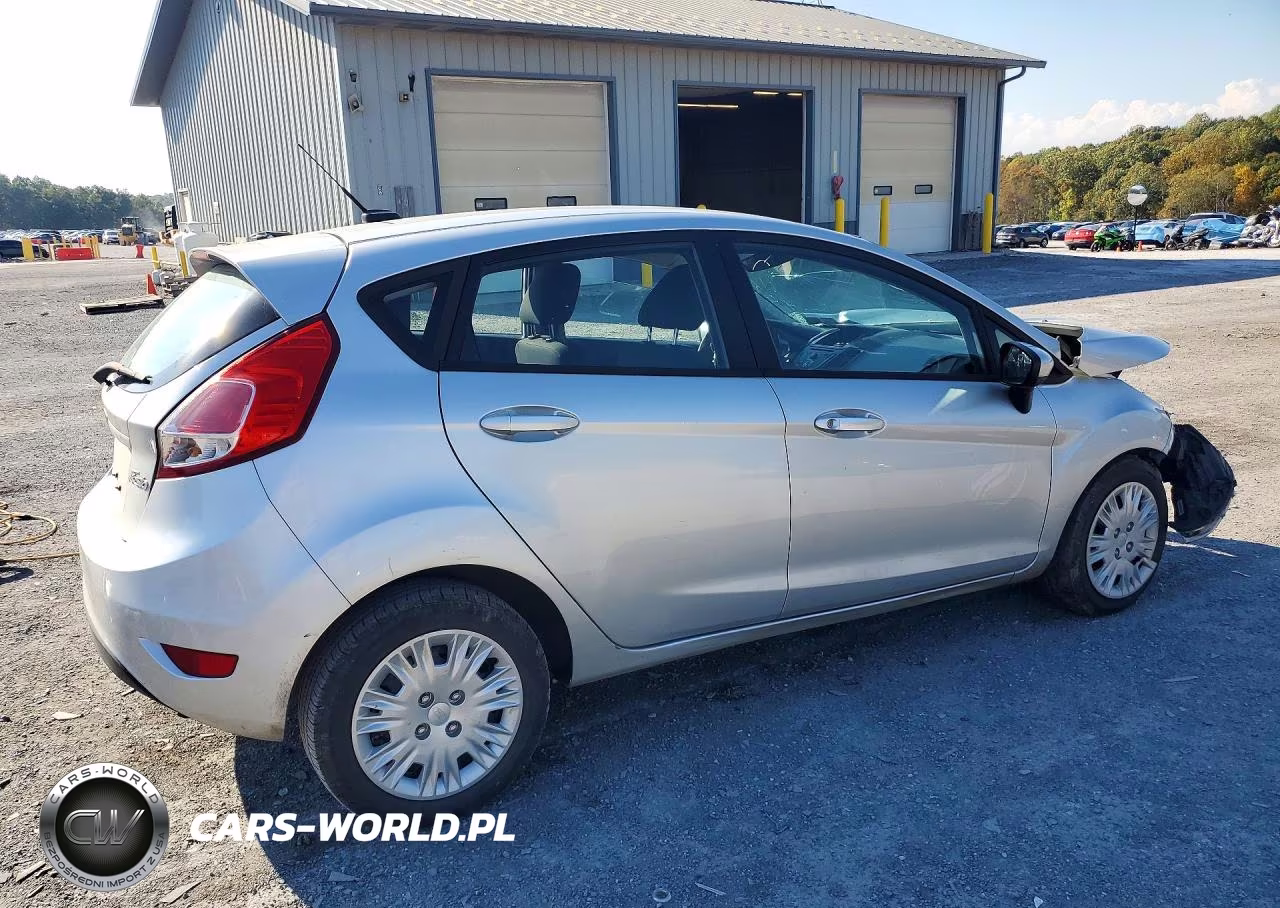 2014 Ford Fiesta S VIN:3FADP4TJ2EM243571 - 3