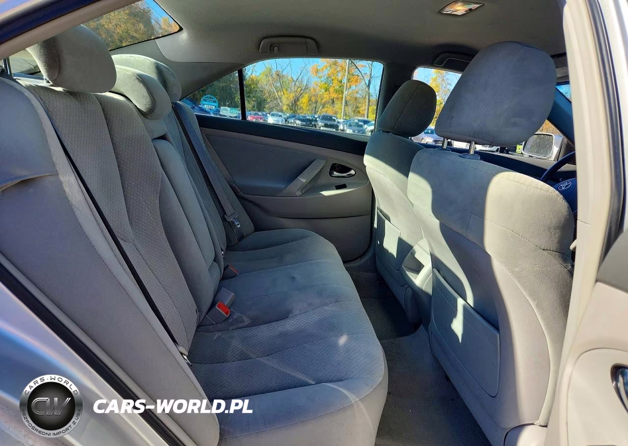 2009 Toyota Camry Le VIN:4T1BE46K89U266104 - 10