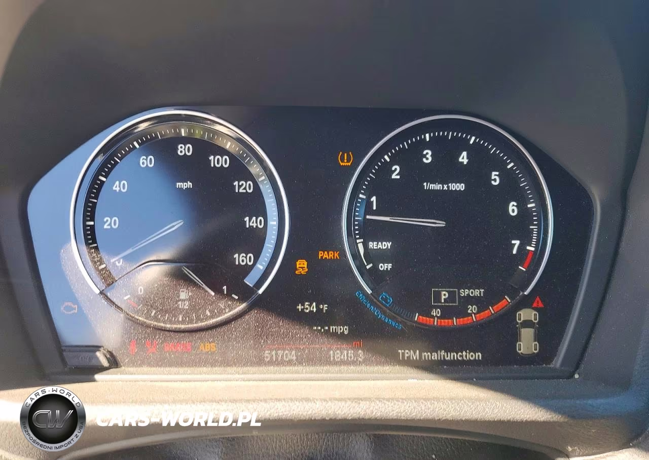 2018 BMW X1 xDrive28I VIN:WBXHT3C36J3H32480 - 9