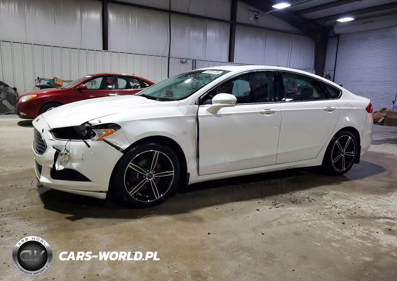 2015 Ford Fusion Titanium – zdjęcie 1 z 13
