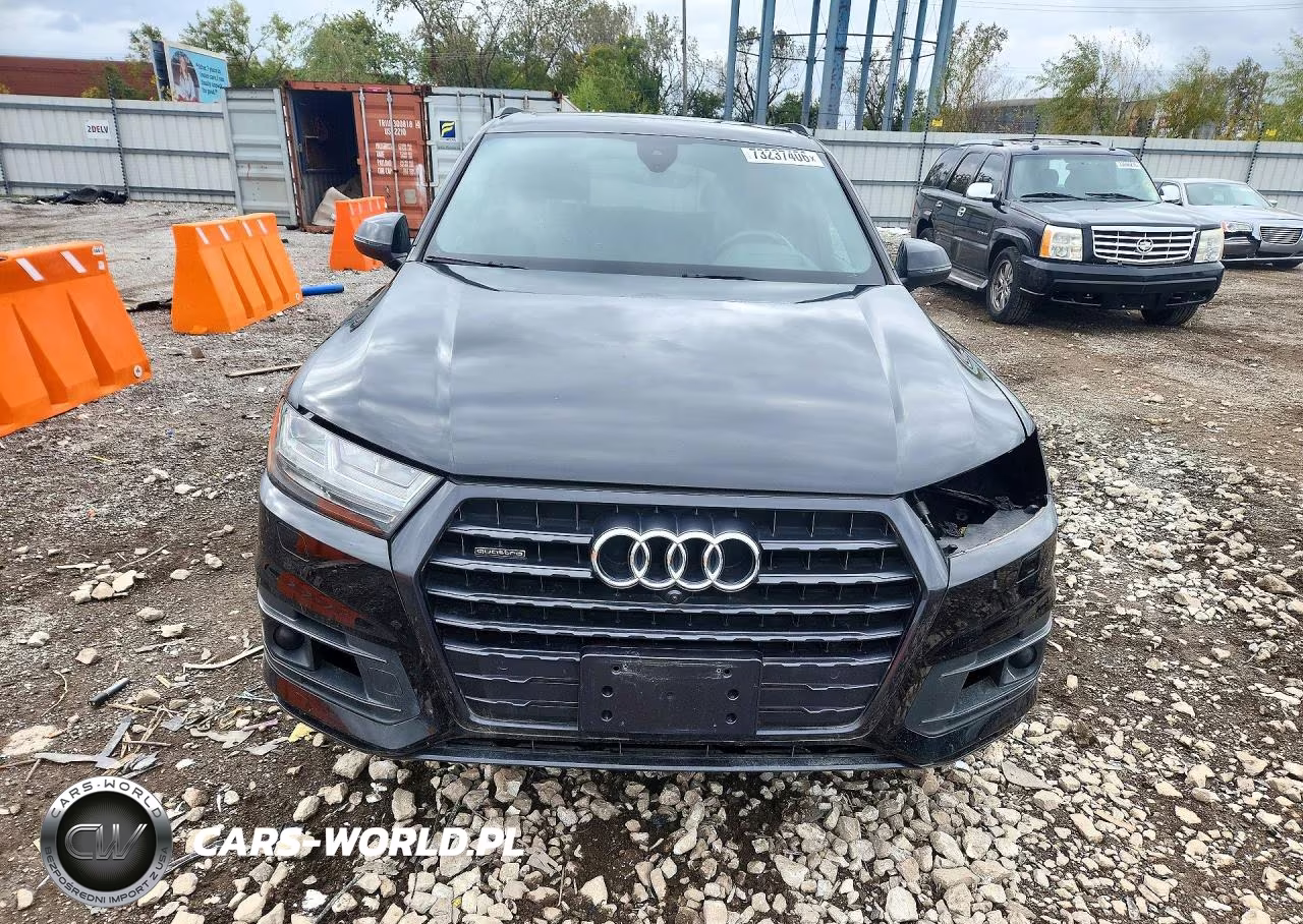 2017 Audi Q7 Prestige VIN:WA1VAAF77HD035808 - 5