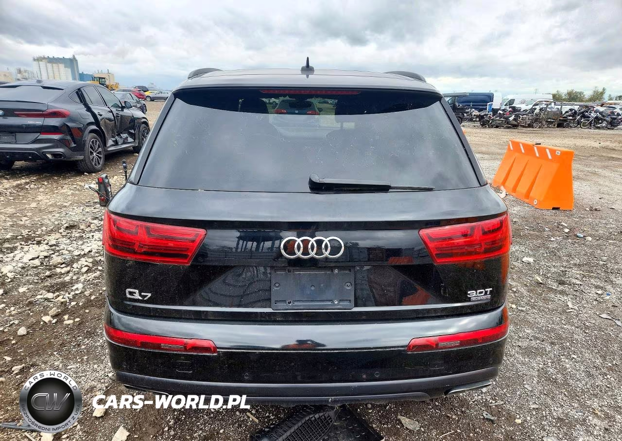 2017 Audi Q7 Prestige VIN:WA1VAAF77HD035808 - 6