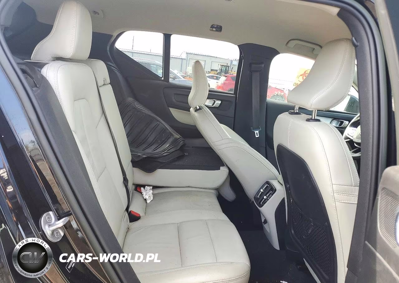 2022 Volvo Xc40 T4 Momentum VIN:YV4AC2HK7N2780312 - 11