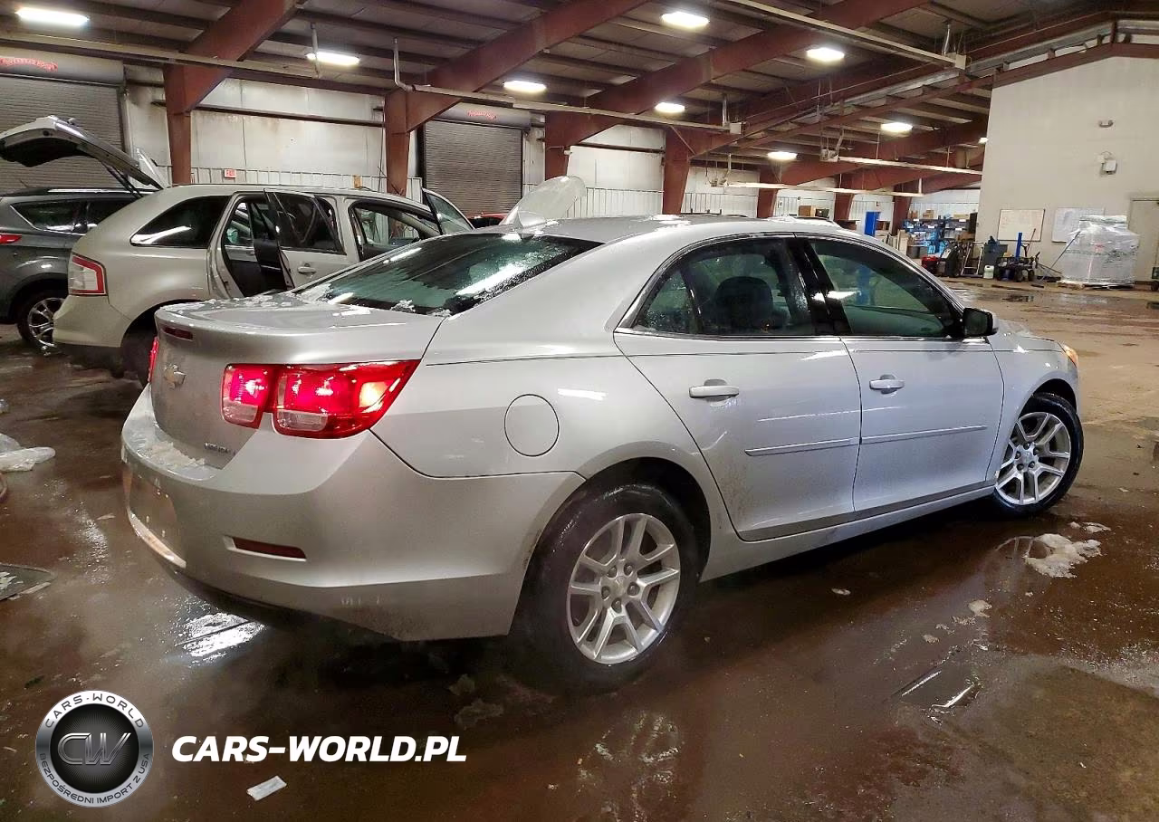 2013 Chevrolet Malibu 1Lt VIN:1G11C5SA1DF260966 - 3